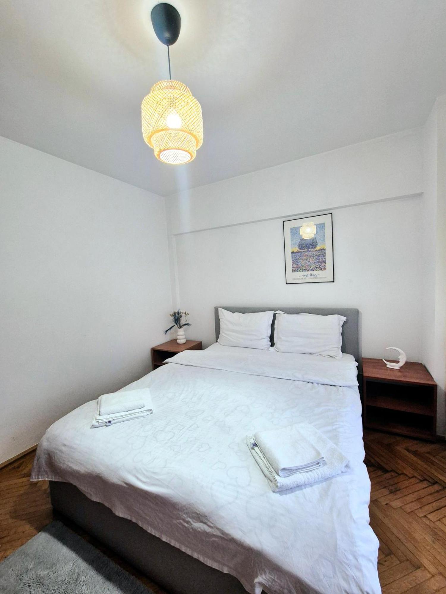 Tranquil Unirii Residence - Elegant & Spacious Living With Parking Steps From Parliament Букурещ Екстериор снимка